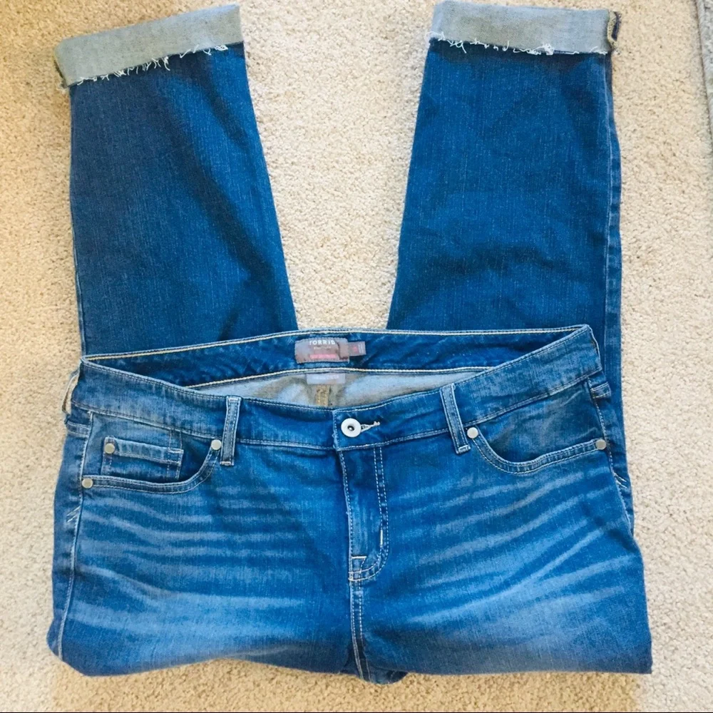 Torrid Crop Boyfriend Vintage Stretch